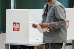 Eurowybory 2024. Oni mieli niskie miejsca na liście. Zdobyli jednak mandat