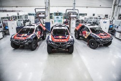 Peugeot gotów na rajd Dakar. Oto trzy nowe 2008 DKR