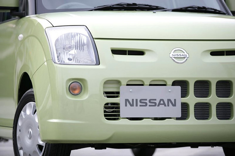 Nissan Pino – kolejny maluch
