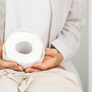 Véres széklet: mikor ártalmatlan, és mikor súlyos betegség előjele?