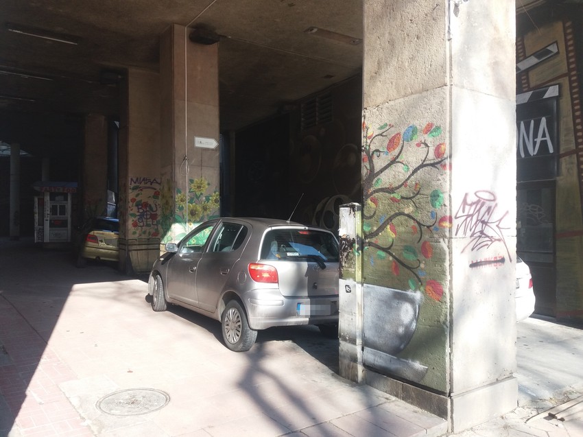 Ulaz u Bezistan sa Trga Nikole Pašića