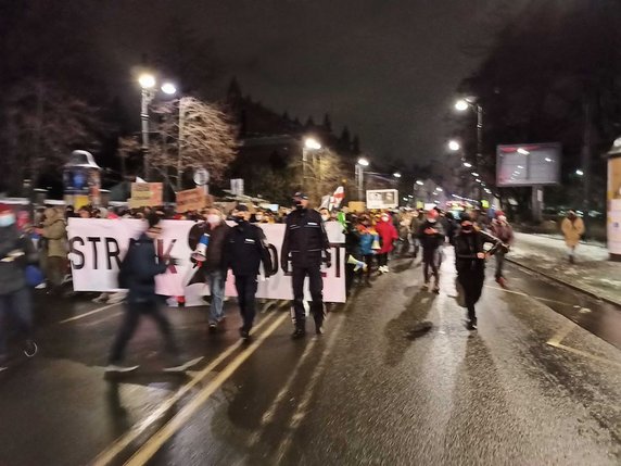 Kraków - Protesty przeciwko decyzji TK 