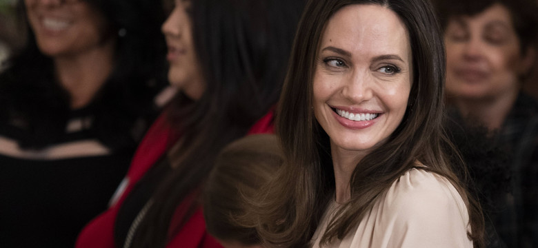 Angelina Jolie jako Maria Callas. Są pierwsze zdjęcia gwiazdy z planu!