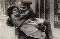 Stalin pozwolił, by jego syn zginął w obozie, a wybranka córki posłał do łagru. Rozmawiałem z dziećmi dyktatorów