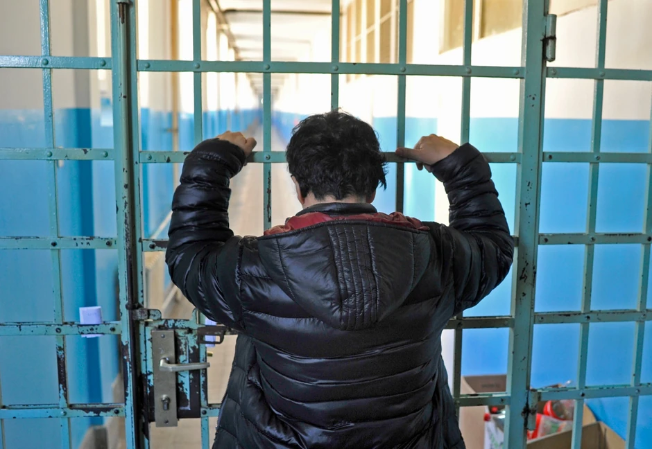 Žena u zatvoru/Ilustracija