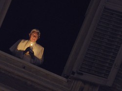 Benedykt XVI zapalił światło pokoju