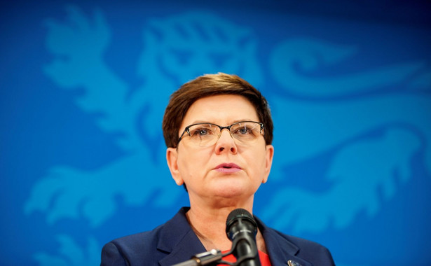 "Czas limuzyn się skończył" - deklaruje premier Beata Szydło