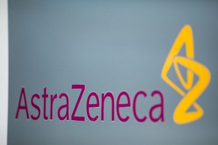 "Lancet": Szczepionka przeciwko Covid-19 AstraZeneca skuteczna średnio w 70 proc.