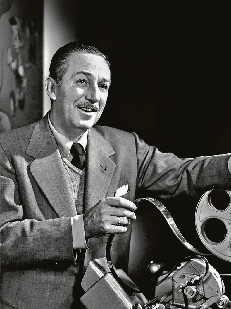 Dizni je davao glas za sve likove, mada je malo razumljivog govora zapravo zastupljeno