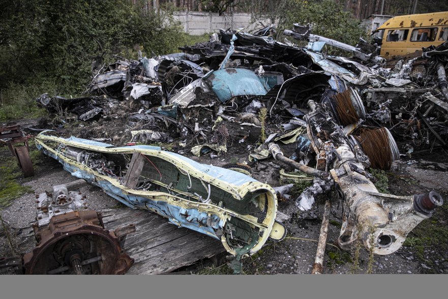 Szczątki zestrzelonego nad Ukrainą bombowca Su-34. Zdjęcie archiwalne.