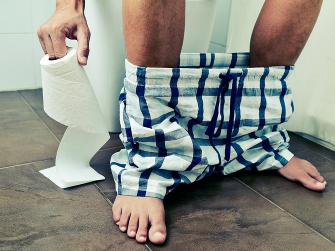Doktor kaže da kada doda jedan sastojak u vodu, nema ni zatvor ni dijareju