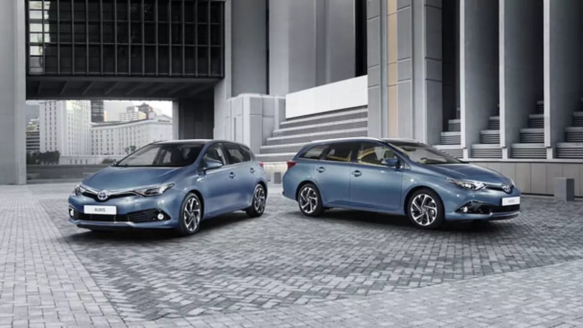 Toyota Auris FL 2015