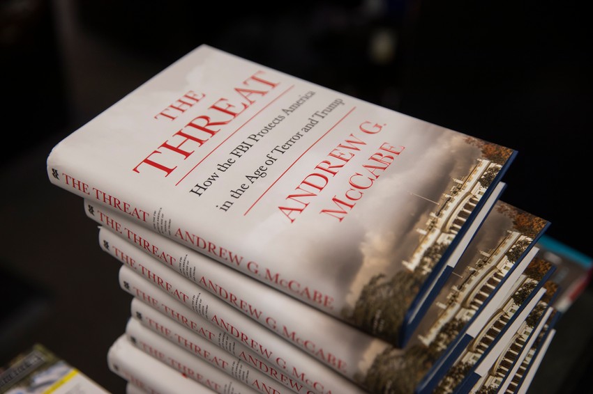 Knjiga Endrua Mekejba "Pretnja" od juče je u prodaji u SAD