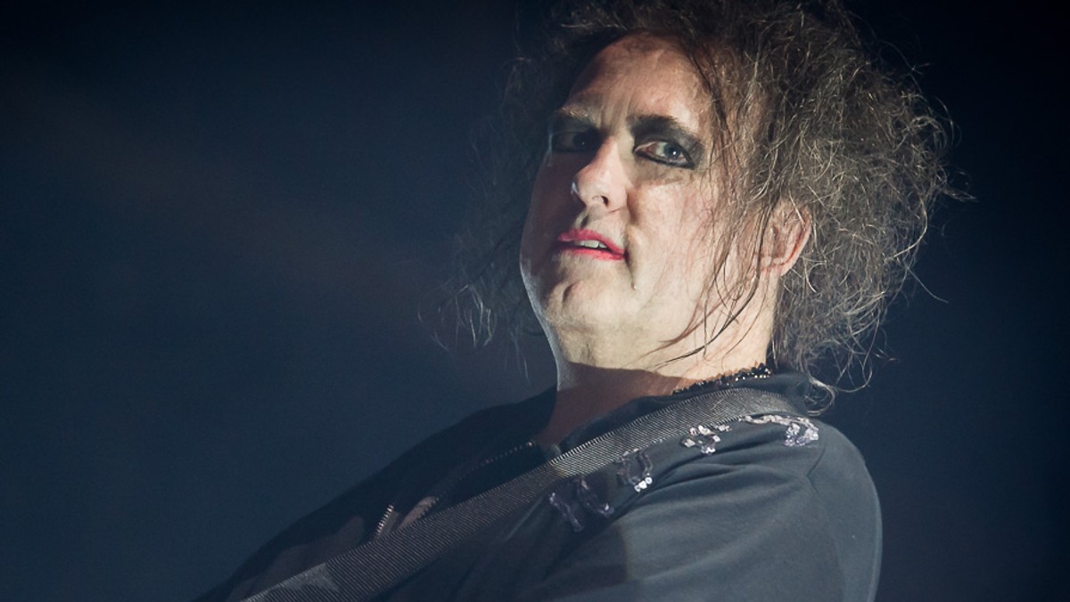 W piątek, 20 października minie rok od ostatniego polskiego koncertu The Cure. Dzięki zaangażowaniu wielu uczestników show, prawie trzygodzinny występ będą mogli obejrzeć teraz wszyscy. Na stronie www.thecure.pl będzie można pobrać film z wydarzenia.