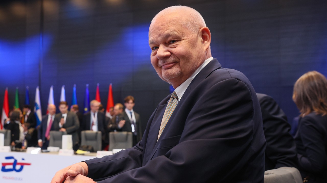 Adam Glapiński odpowiada na wezwanie prokuratury. Wysłał pismo