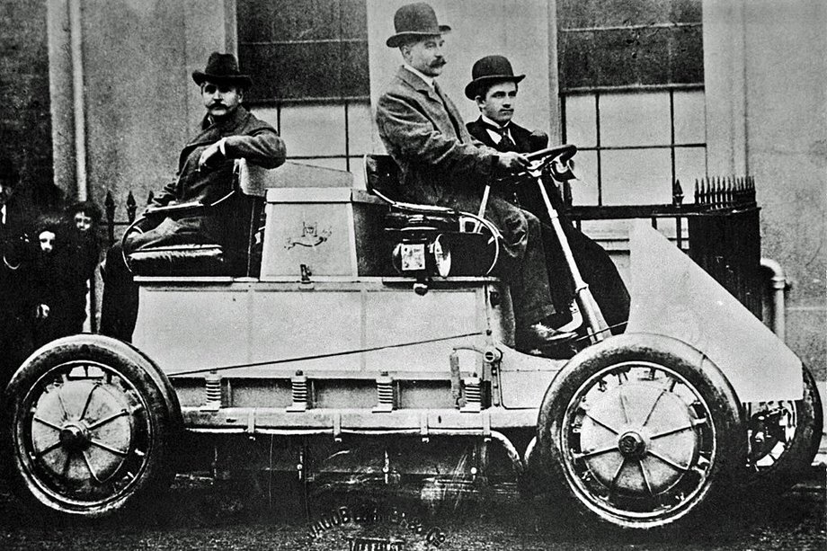 Elektromobil Lohner Porsche produkowany w latach 1900-1905