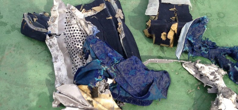Francuskie okręty prawdopodobnie odebrały sygnały czarnych skrzynek zaginionego airbusa EgyptAir