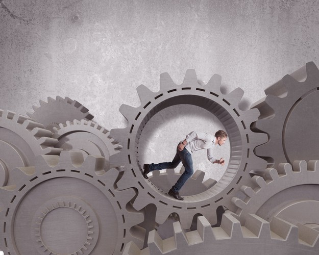 Work-life balance
<br><br>
W tej chwili Polska pod względem wskaźnika równowagi między pracą a życiem osobistym jest na jednym z ostatnich w Europie. Korzyści z tego zauważyli już 
Skandynawowie. W Polsce ten trend przychodzi wraz z najmłodszym pokoleniem na rynku pracy: Millenialsi cenią sobie czas dla rodziny, znajomych i rozwijania swoich zainteresowań.