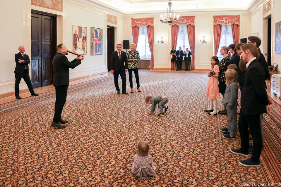 Joszko Broda z rodziną w Pałacu Prezydenckim