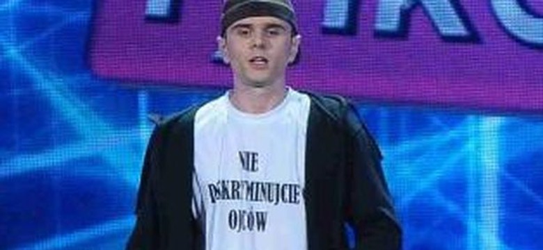 Sebastian Białek kolejnym raperem w finale "Must be the music"