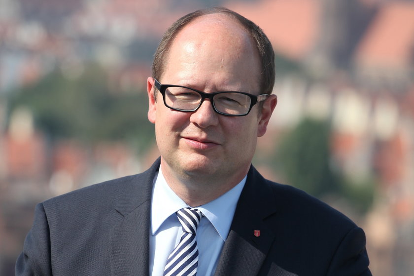 Paweł Adamowicz zmienia współpracowników