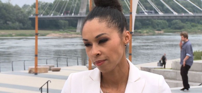 Omenaa Mensah: Gdy nasila się nacjonalizm, nie jest łatwo zebrać na szkołę dla afrykańskich dzieci