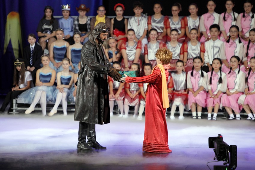 Ovogodišnji gala koncert "Tačno ispod zvezde", Radost Evrope