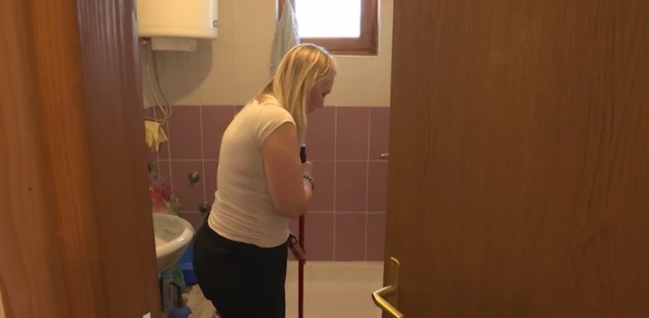 Danijela čisti kuće kako bi skupila novac za bolesnu decu