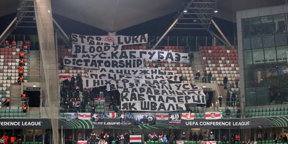 Sektor kibiców gości podczas meczu Legia Warszawa – Dynamo Mińsk.