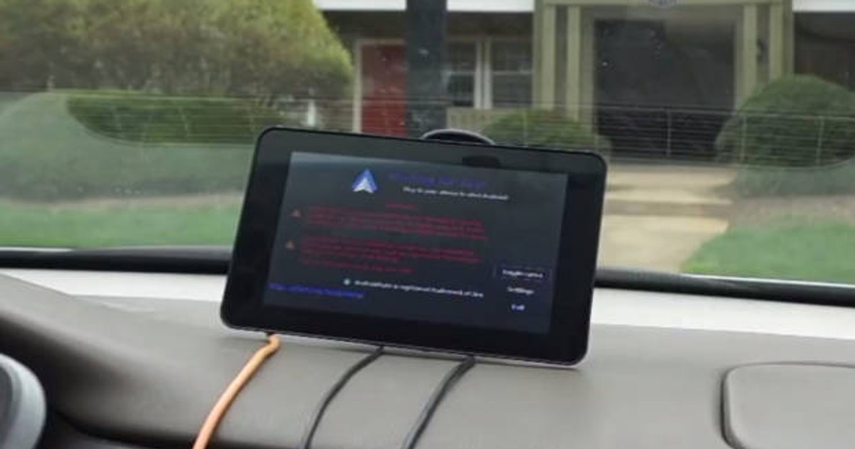 Crankshaft i Raspberry Pi 3 tanim sposobem na Android Auto (wideo)