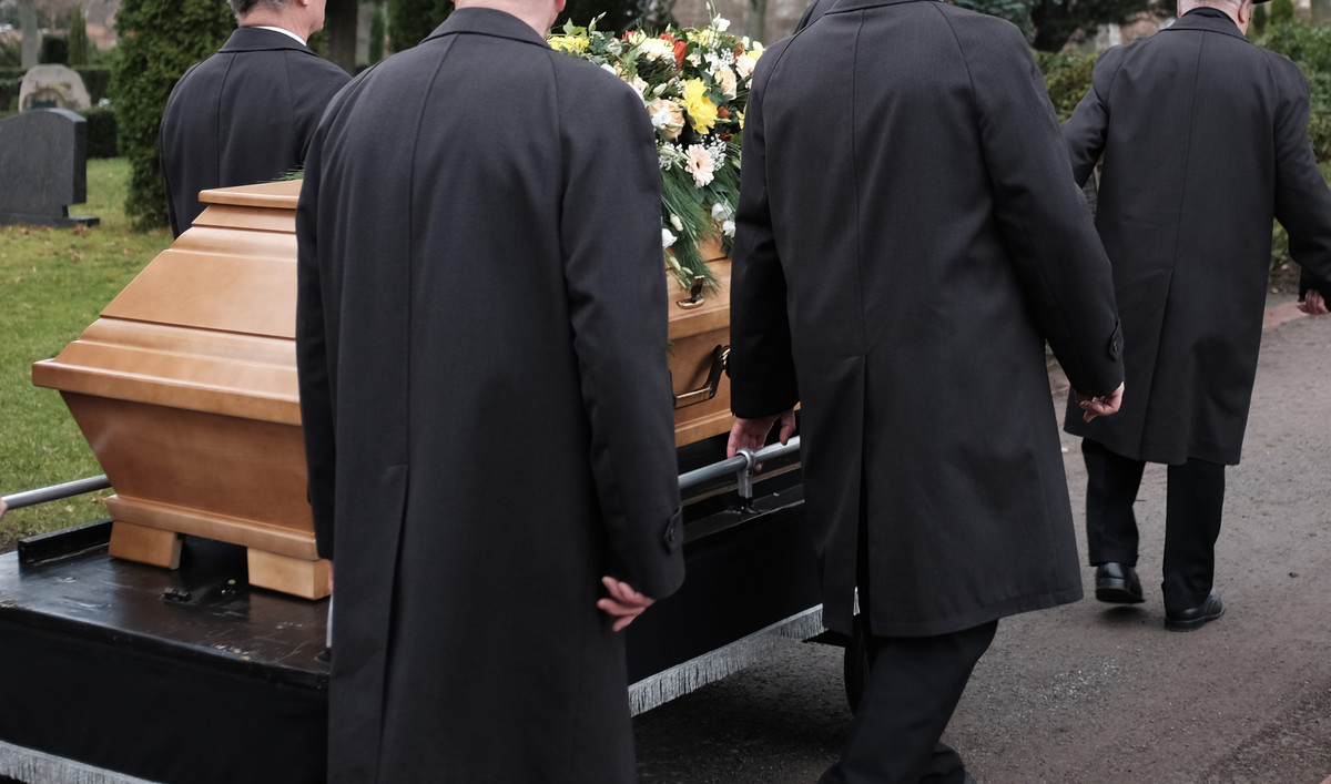Krematoria i chłodnie mogą stanąć. Zasiłek pogrzebowy starcza ledwo na połowę kosztów pogrzebu