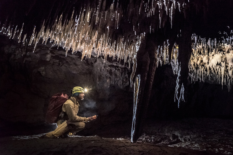 Badania ESA w słoweńskich jaskiniach