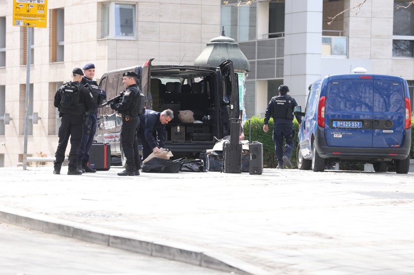 Pripadnici MUP-a u hotelu "Moskva" 