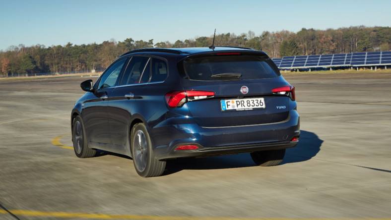 Fiat Tipo SW 1.4 TJet Kombi słusznych rozmiarów (Test