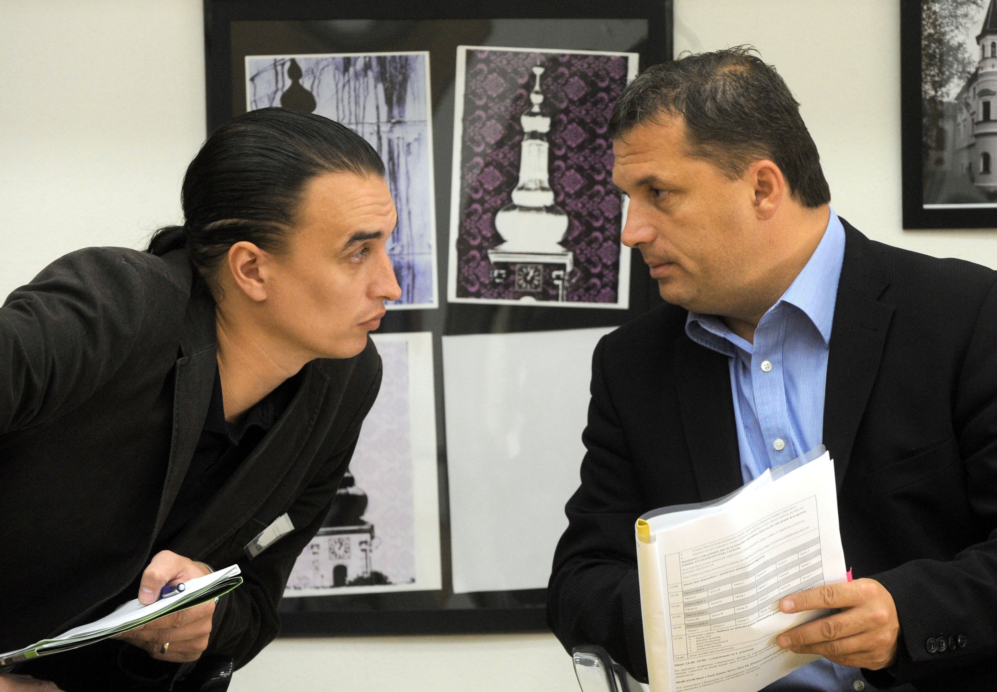 Juraj Rizman ešte ako riaditeľ Greenpeace Slovensko a vtedajší minister životného prostredia SR József Nagy. (2011)