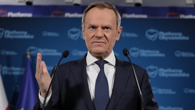 Daleki wyjazd senatorów. "Donald Tusk wpadł w furię"