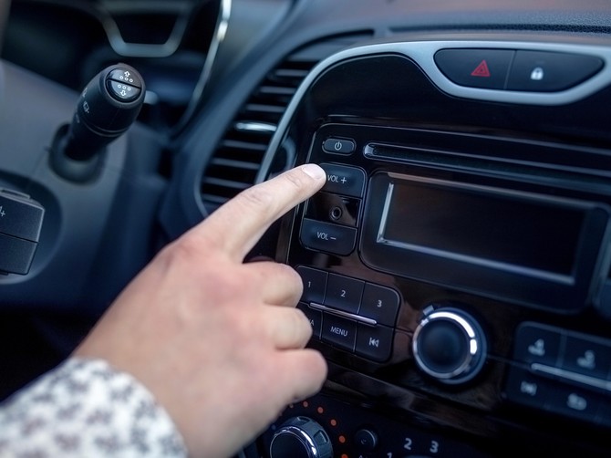 Mnogi ovo dugme u automobilu pogrešno koriste