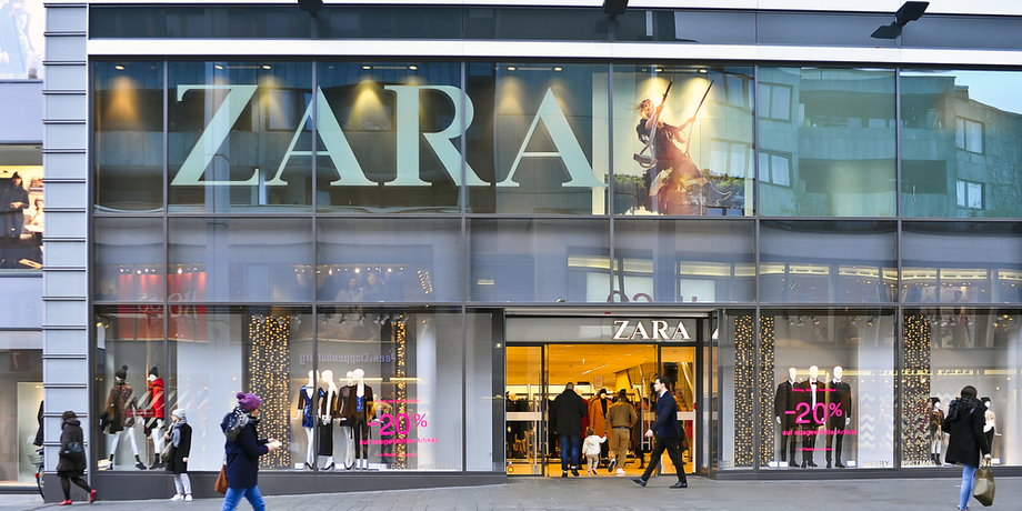 Siedziba firmy Zara powstała w hiszpańskim miasteczku Arteixo w 1977 roku. Mieści się tam do dzisiaj
