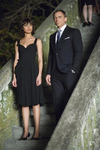 Olga Kurylenko w filmie '007 Quantum of Solace'