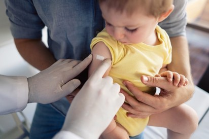 A kisfiam bronchitis-es, beadassam neki az influenza elleni oltást? Vakcinainfó - Az orvos válaszol