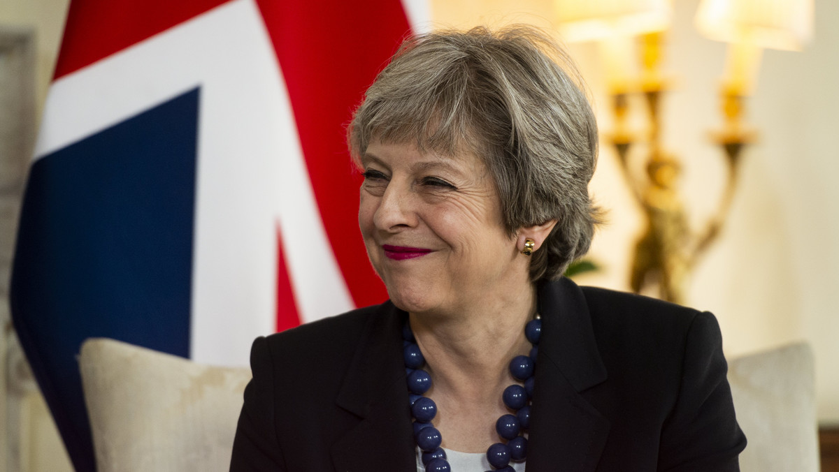 Wszyscy obywatele UE mogą zostać w Wielkiej Brytanii po wyjściu z naszego kraju z Unii Europejskiej - powiedziała Polskiej Agencji Prasowej brytyjska premier Theresa May. Dodała: Chcemy, żeby zostali.