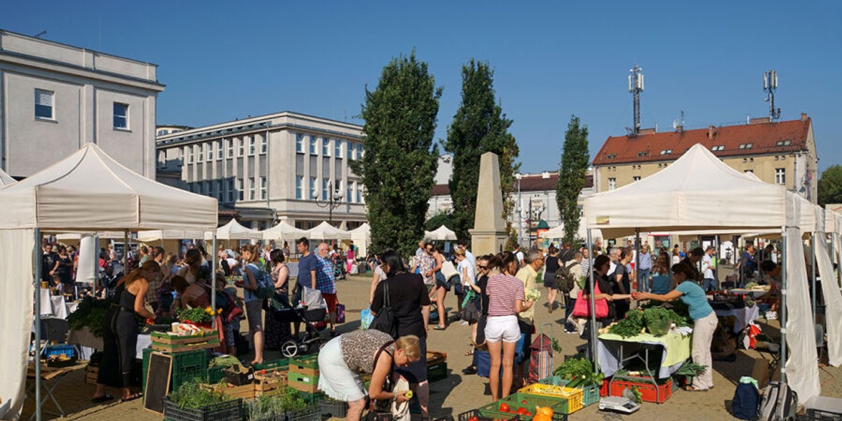 Targ Pietruszkowy na krakowskim Podgórzu zaprasza w każdą środę i sobotę