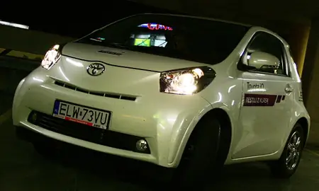 トヨタIQ 1.3 Używany Toyota iQ 2012 - 47 900 PLN, 89 642 km - Otomoto.pl