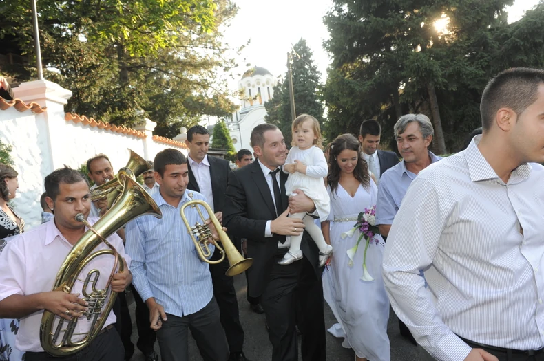 Miljan Amanović sa ćerkicom i suprugom