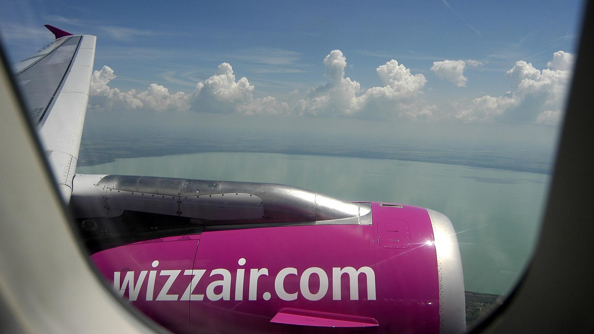 Wizz Air ogłosił dalszy rozwój lotniczej siatki połączeń z Polski. Od 25 czerwca 2015 r. Wizz Air uruchomi nowe połączenie z Lotniska Chopina w Warszawie do Stavanger w Norwegii. Z kolei od 24 i 26 czerwca 2015 roku, siatka tras z Katowic zostanie powiększona o loty do Bristolu, Bolonii i o popularny kierunek wakacyjny, Larnakę.