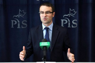 Bochenek: Rezygnacja Poręby nie wpływa na ciągłość działania sztabu PiS