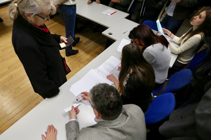 Mnogi misle da u Srbiji ima više od milion fantomskih birača jer ne razumeju da imaju pravo glasa i oni privremeno žive u inostranstvu