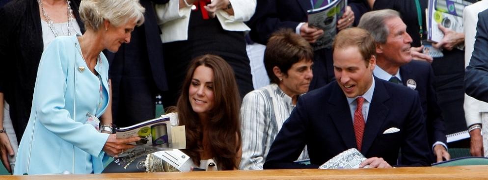 Książę William i jego żona Catherine zasiedli w loży królewskiej na trybunach kortu centralnego, by oglądać spotkanie Brytyjczyka Andy'ego Murray'a z Francuzem Richardem Gasquetem.