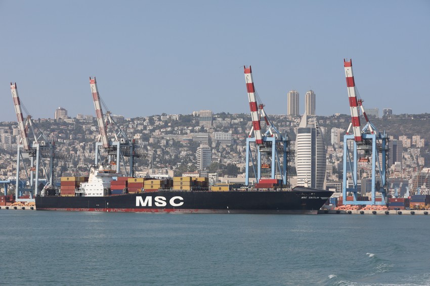 Izraelska luka Haifa