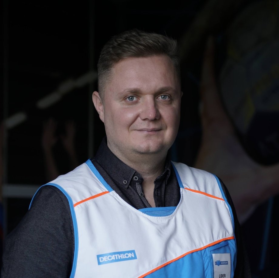 Radosław Polechoński, lider zrównoważonego rozwoju w Decathlon Polska.